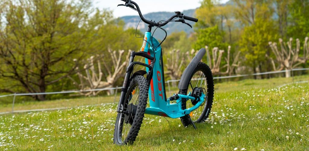 trottinette-tout-terrain-bi-moteur